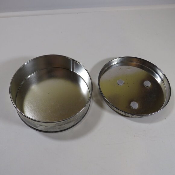 Vintage Metzke Pewter Holiday Metal Tin TARNISHED Bells & Holly Winter Christmas - Picture 3 of 8